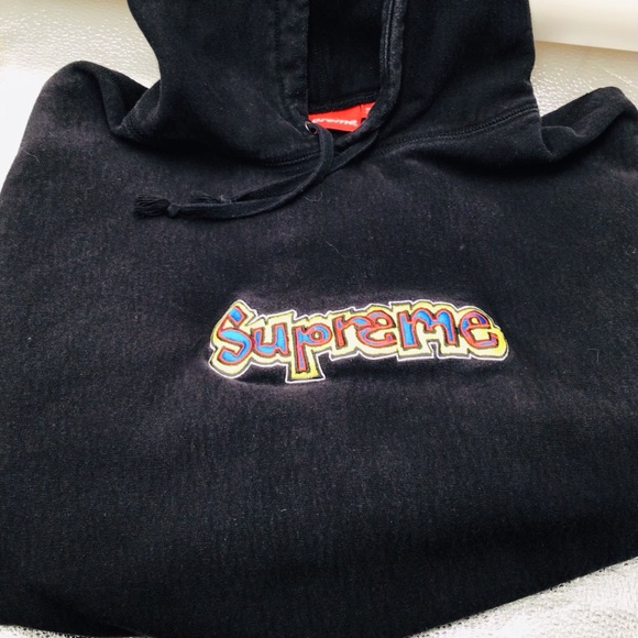 authentic supreme sweatshirt
